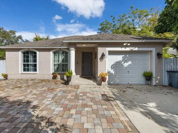 2517 48th Ave N, Saint Petersburg, FL 33714