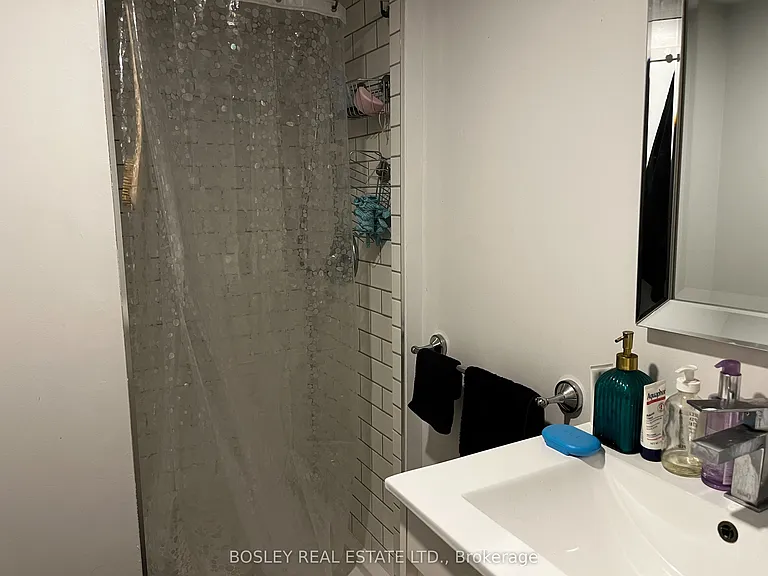 519 Crawford St #LOWER — Photo 11