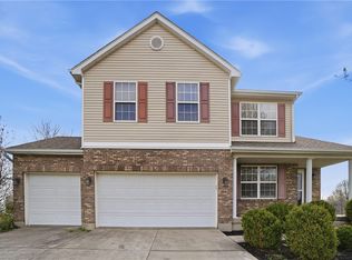 7276 Country Walk Dr, Franklin, OH 45005