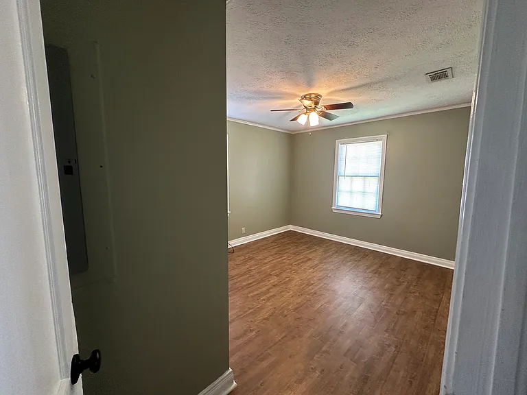 25 Carmel Dr — Photo 31