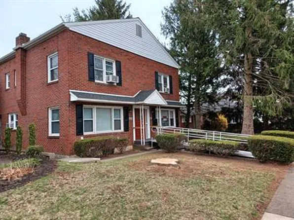 227 W Areba Ave APT B, Hershey, PA 17033