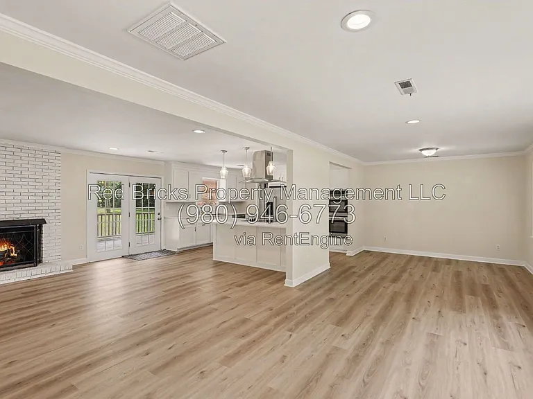 2501 Galloway Rd — Photo 9