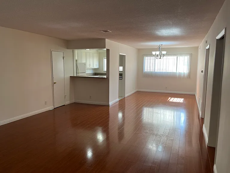 1065 S Holt Ave #2 — Photo 3