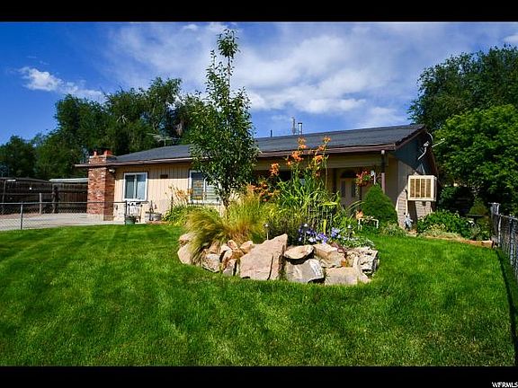 2nd image of 10165 S Zinnia Way