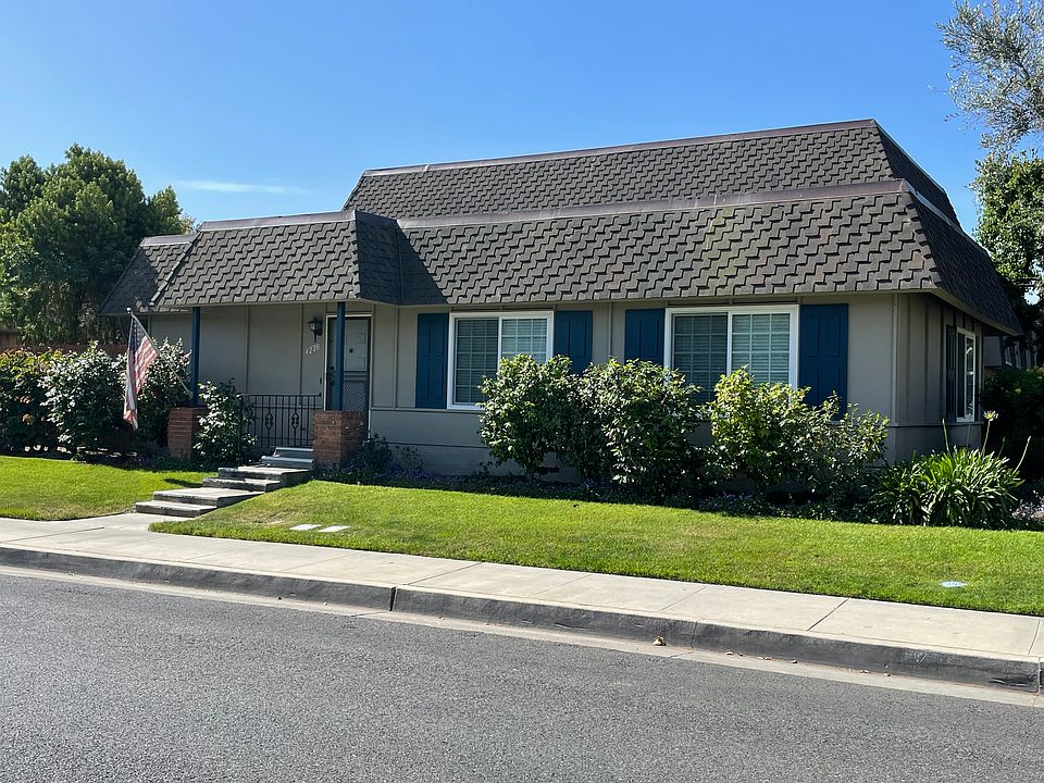 1st image of 4220 Larwin Ave