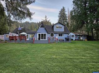 8421 Duncan Island Rd, Mapleton, OR 97453