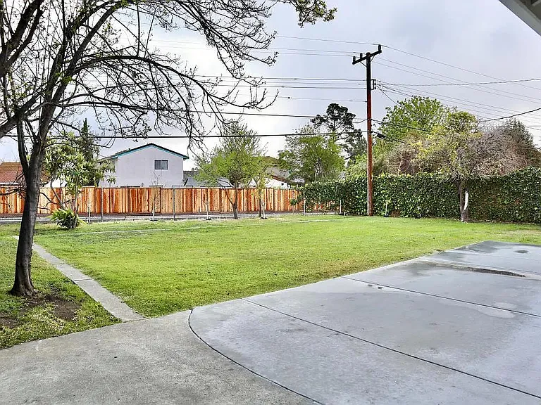 324 Mayten Way — Photo 18