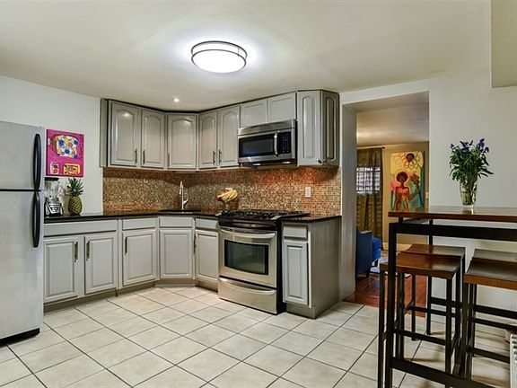 5th image of 328 Quincy St
