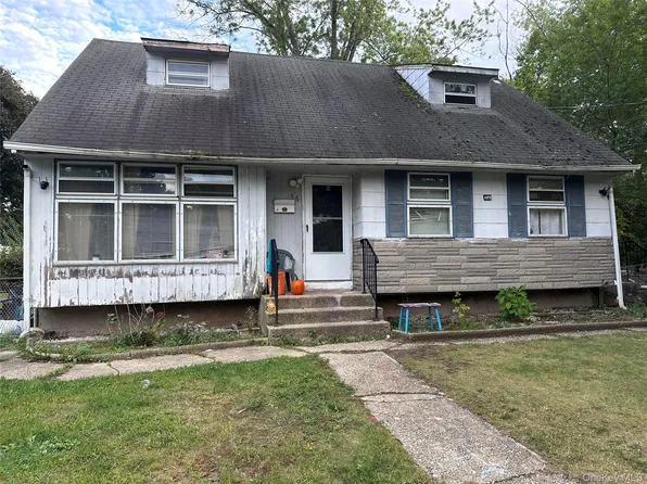 56 Ronald Drive N, Amityville, NY 11701