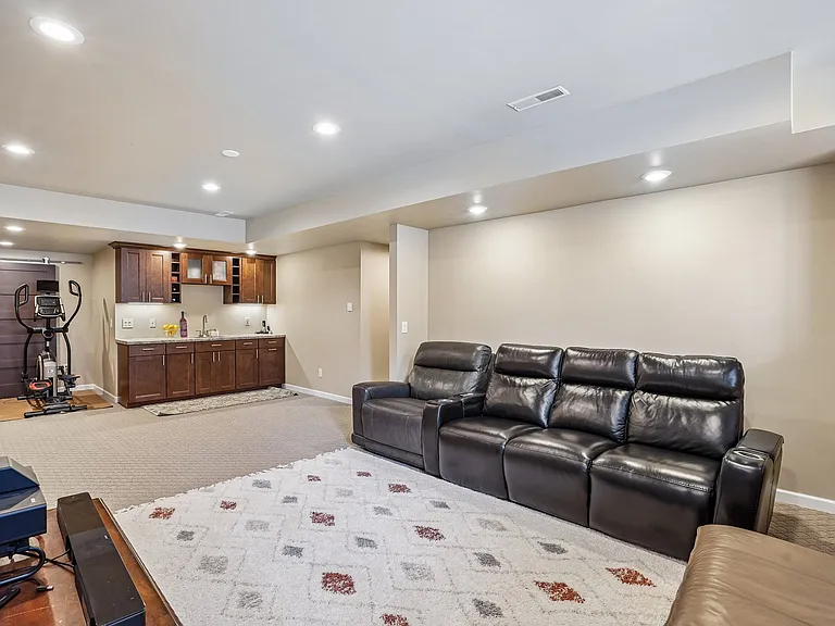 236 Little Bear Dr — Photo 37