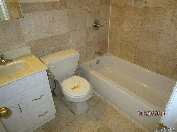 4th image of 176 Beach 102nd St #B