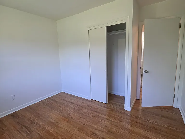 72 Ray St — Photo 13