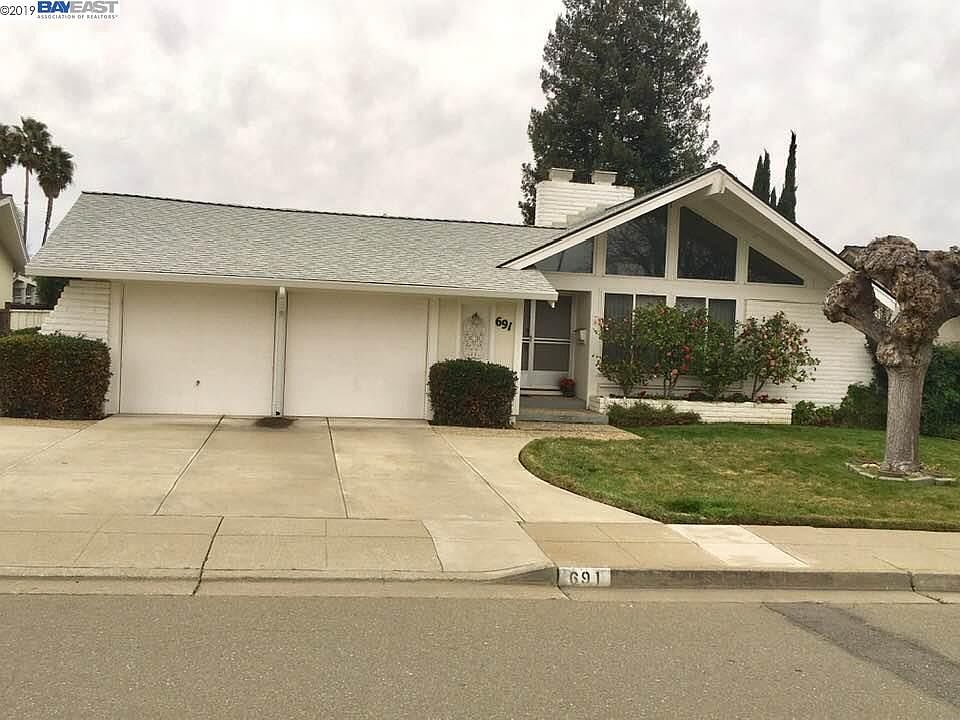 1st image of 691 Lido Dr