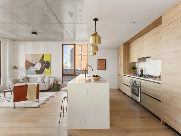 199 Conover Street image 2 of 12