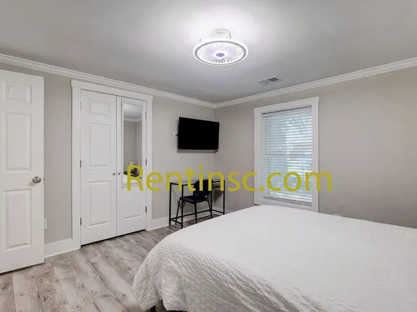 1004 Pine St, Columbia, SC 29205