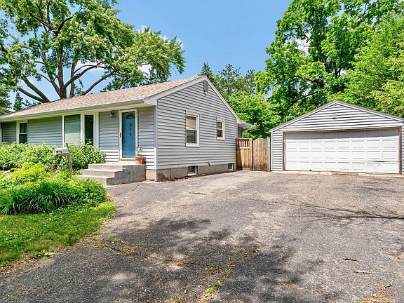 2nd image of 316 Layman Ln