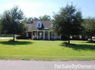 912 Jane St, Blackshear, GA 31516