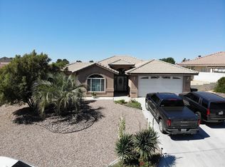 15097 Shady Elm Ln, Helendale, CA 92342