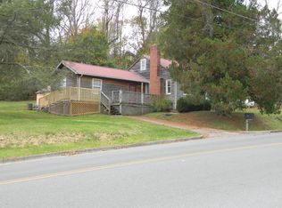 526 Chatham Hill Rd, Marion, VA 24354