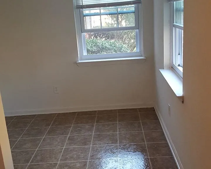 Hagel Cir — Photo 16