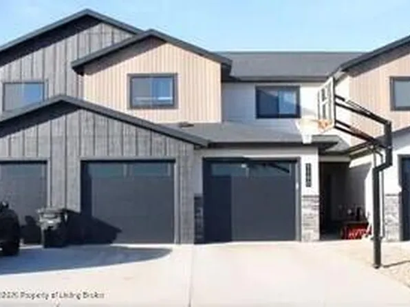 1190 39th Ave W, Dickinson, ND 58601