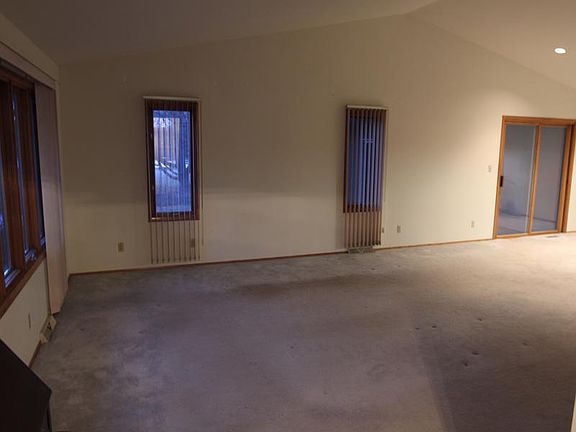 3rd image of 1110 Aspen Ct
