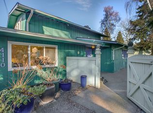 4110 SW 98th St, Seattle, WA 98136