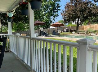 541 Long Meadow Rd, Norristown, PA 19403