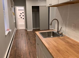 322 S 11th St #C, Philadelphia, PA 19107