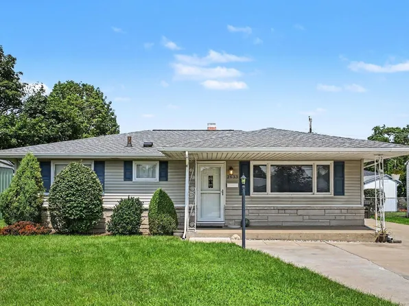 2633 Edison Rd, South Bend, IN 46615
