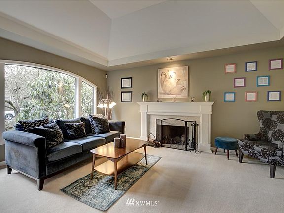 3rd image of 2031 222nd Ave NE