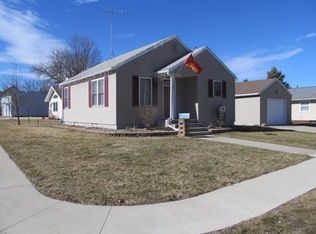 103 Carson Ave, Iowa Falls, IA 50126