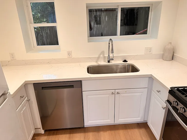 97 Forrest Ave — Photo 6