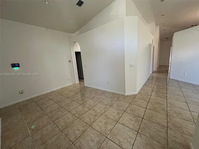 2217 NE 41st Ave — Photo 14