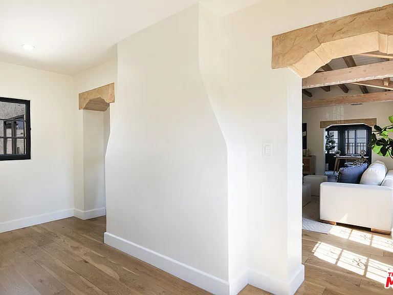 311 N Mansfield Ave #U — Photo 13