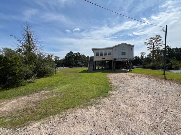 188 Captains Cove, Washington, NC 27889