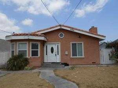 24856 Walnut St, Santa Clarita, CA, 91321