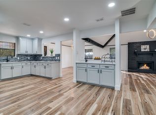 1502 Knob Hill Dr, Garland, TX 75043