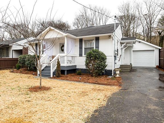 2nd image of 511 Village Ct