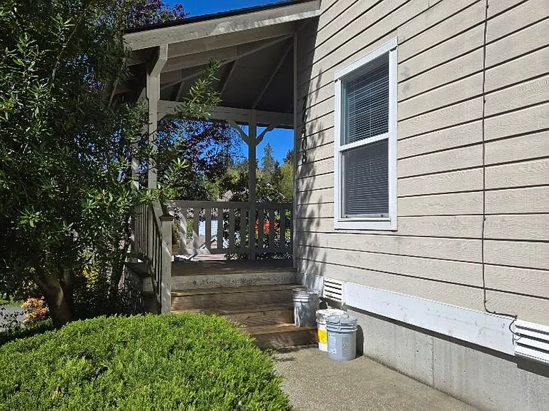 26408 Granny Smith Ln NE — Photo 2