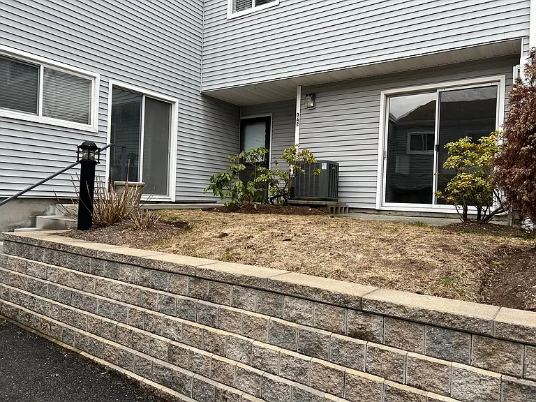 208 Harris Rd #DA2 — Photo 4