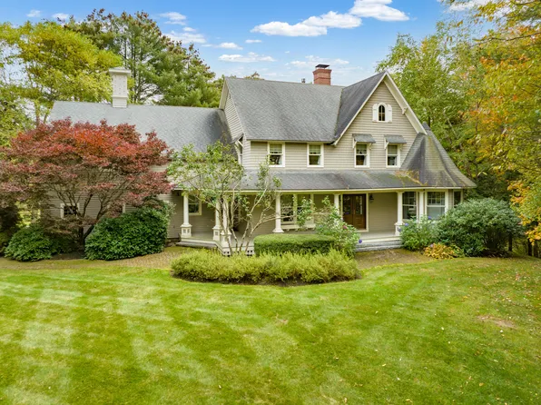 11 Terison Drive, Falmouth, ME 04105