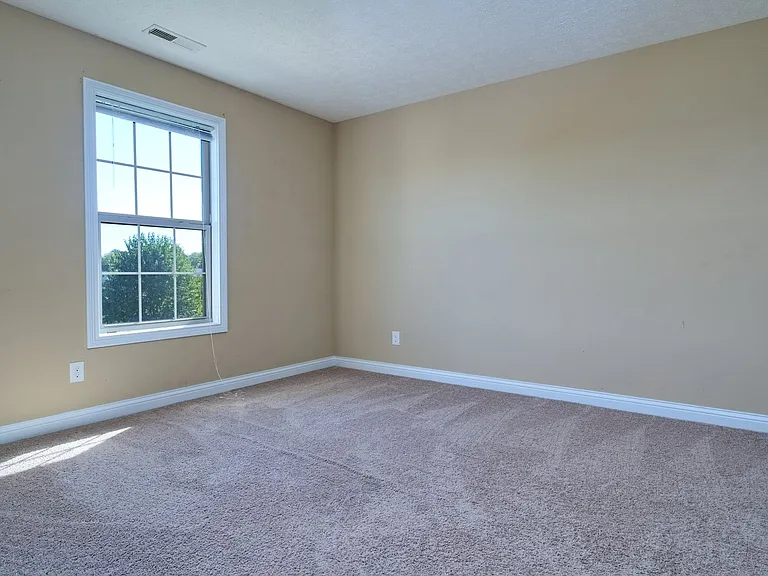 430 Knox Ave — Photo 31