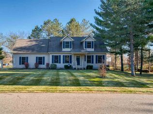 12575 Red Pine Ln, Perry, MI 48872