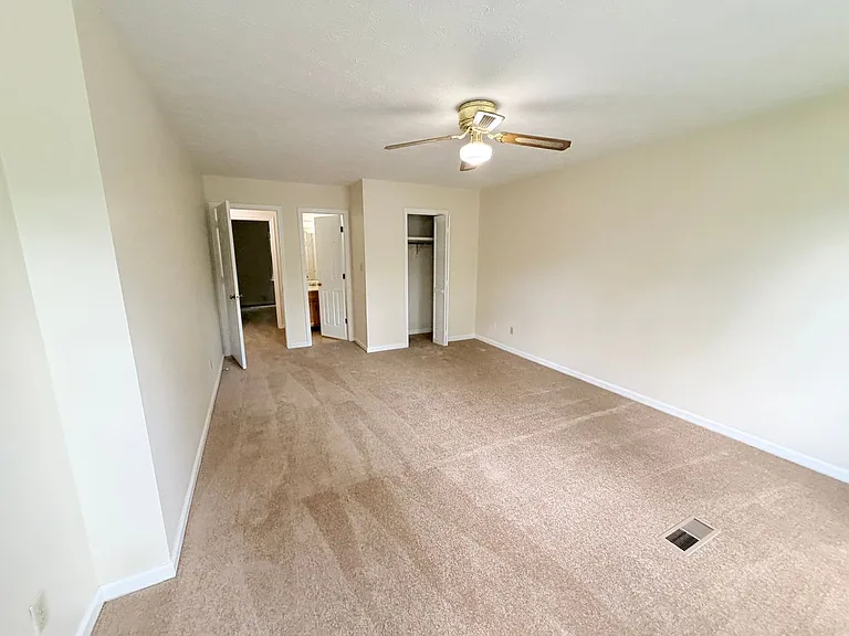 310 Leafmore Rd SW — Photo 11
