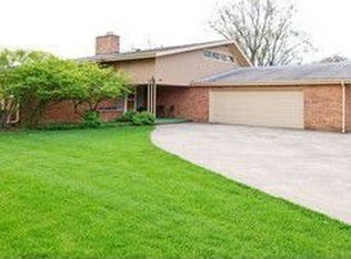 1224 Sunnymeade Trl, Dekalb, IL 60115