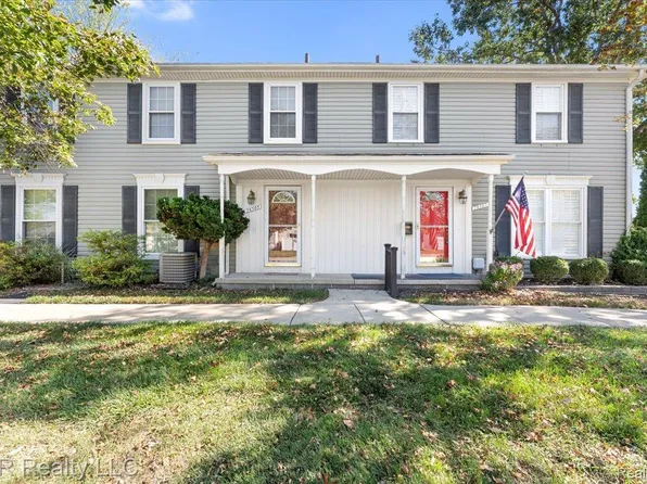 28305 Greenbriar Way, Trenton, MI 48183