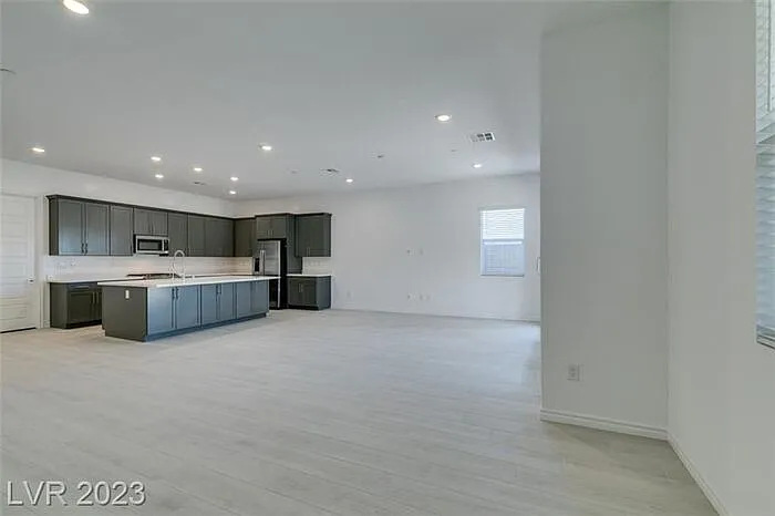 37 Charlotte Ridge Pl — Photo 8