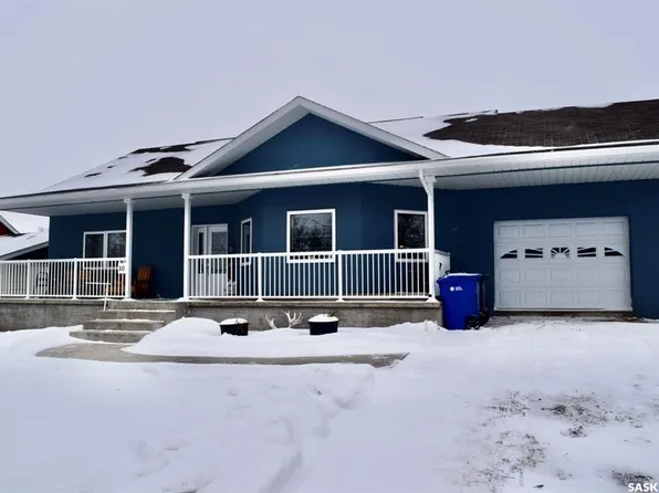 10 Dr Arthur AVENUE, Redvers, SK S0C 2H0