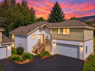 643 Deer Blvd #2, Avon, CO 81620
